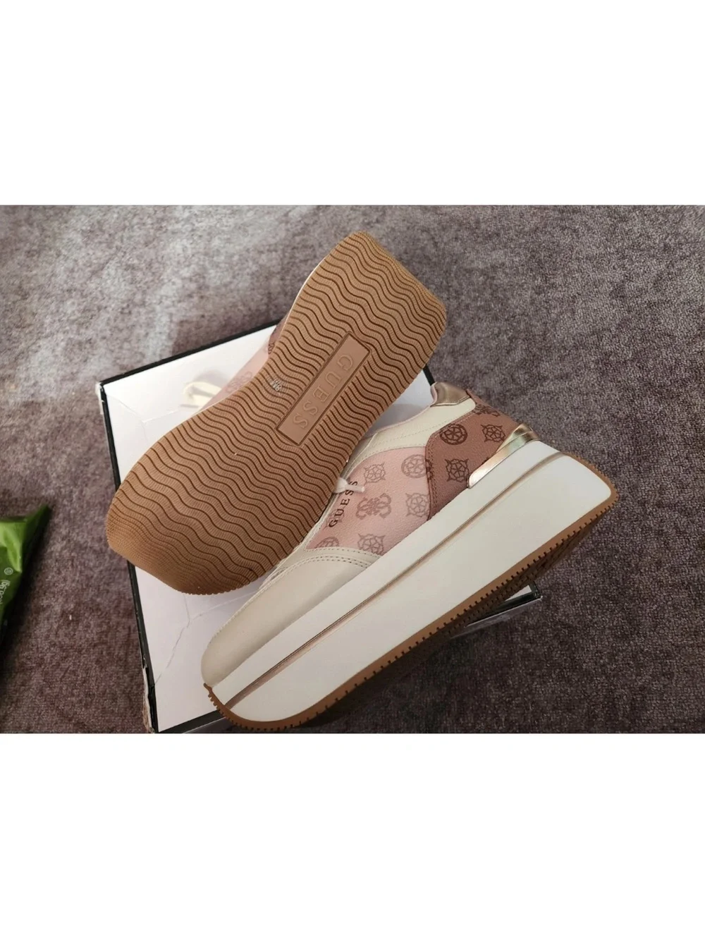 GUESS CAMRIO Retro Pink & White Platform Lace-Up Sneakers with Gold Accents